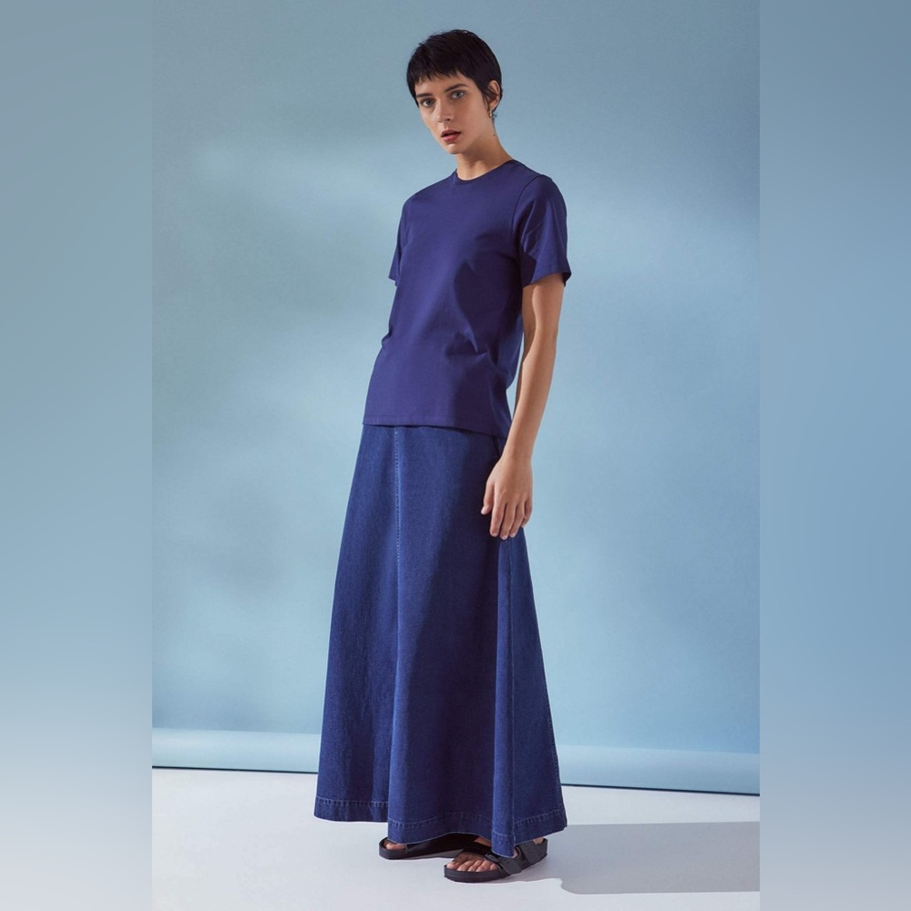 Classic Tee in Indigo by Kowtow